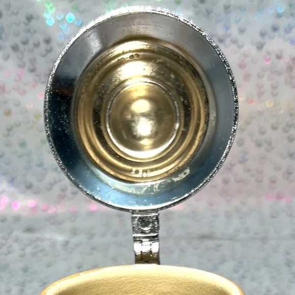 Vintage German Decorative Beer Stein W/ Lid - Three Men w/ Pipes - Picture 10 of 11